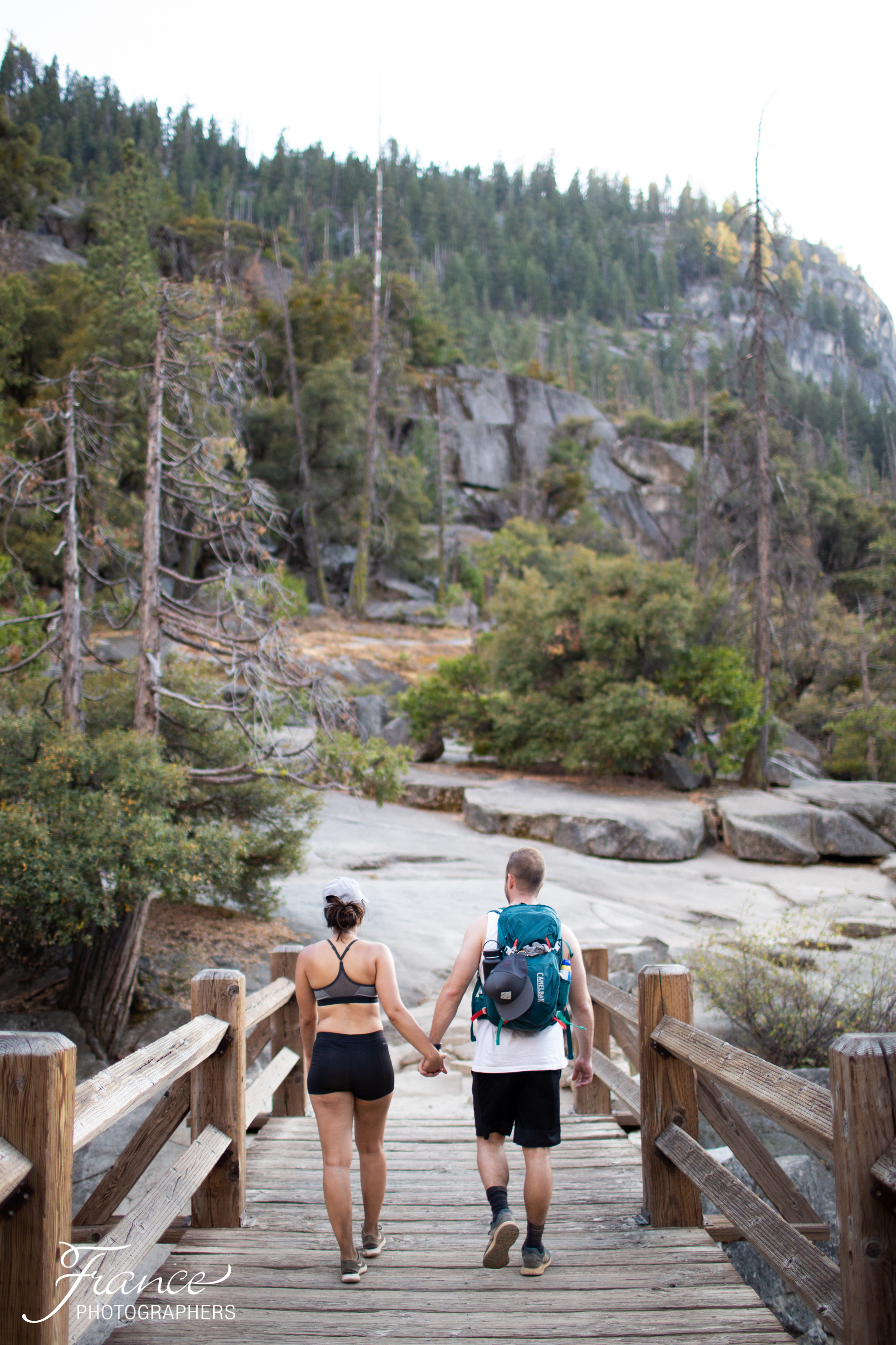 Yosemite Engagement Pictures