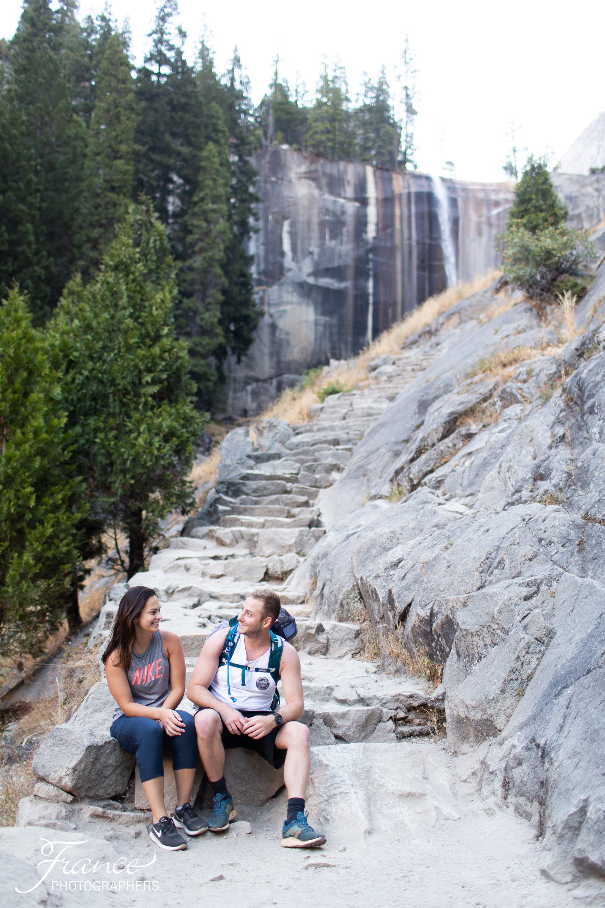 Yosemite Engagement Pictures